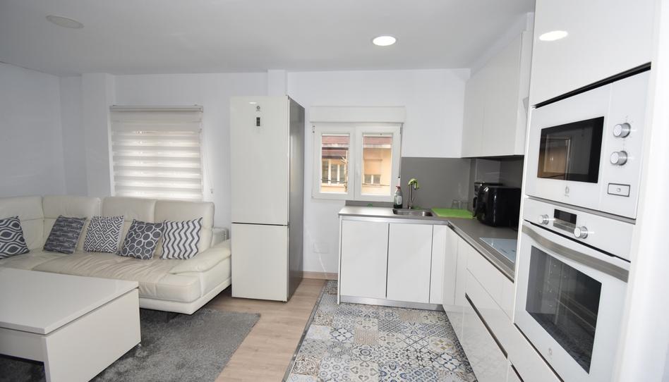 Foto 1 de Piso en venta en Bajada de la Media Luna, Los Castros, Cantabria