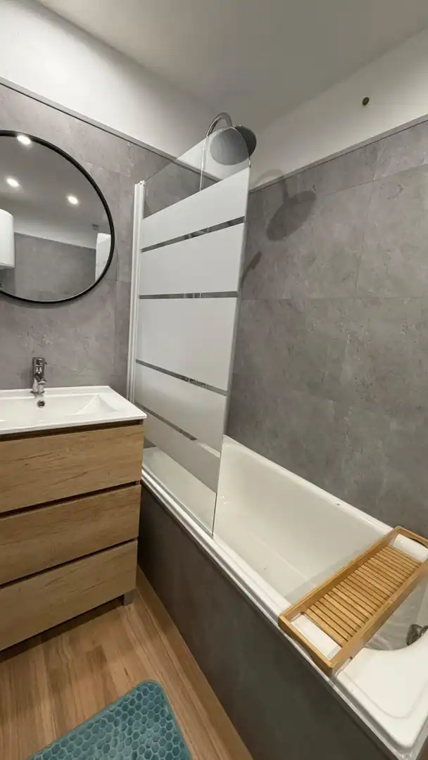Baño de Estudio de alquiler en Rincón de la Victoria con Aire acondicionado, Jardín privado y Amueblado