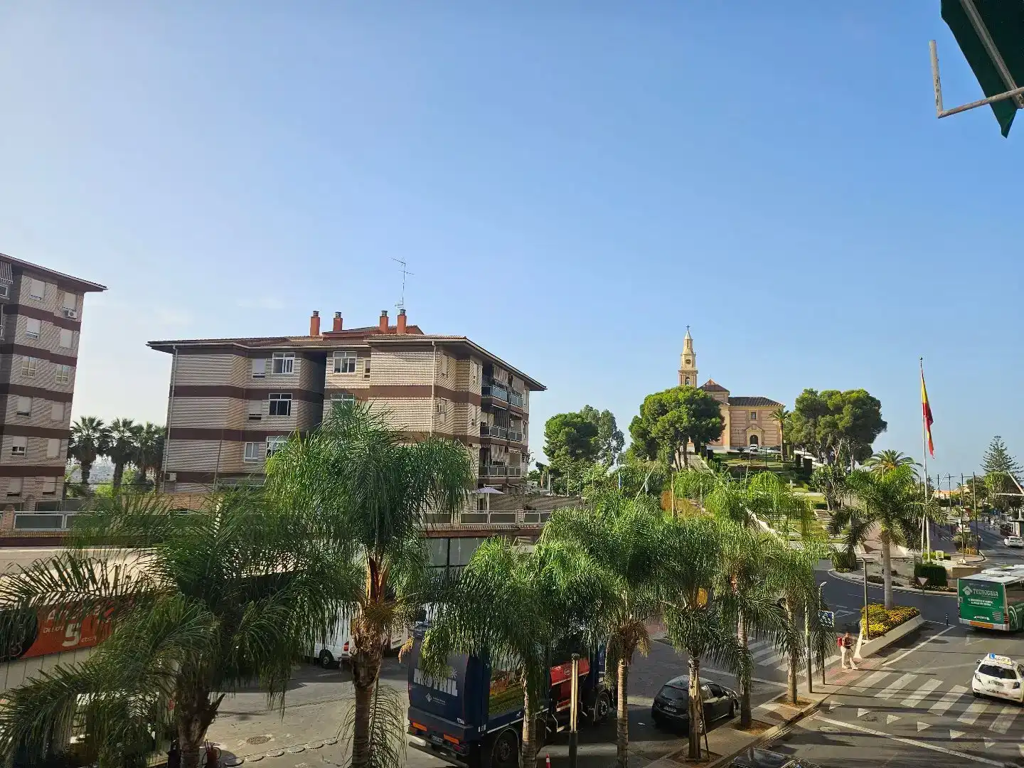 Vista exterior de Pis en venda en Motril amb Aire condicionat i Balcó