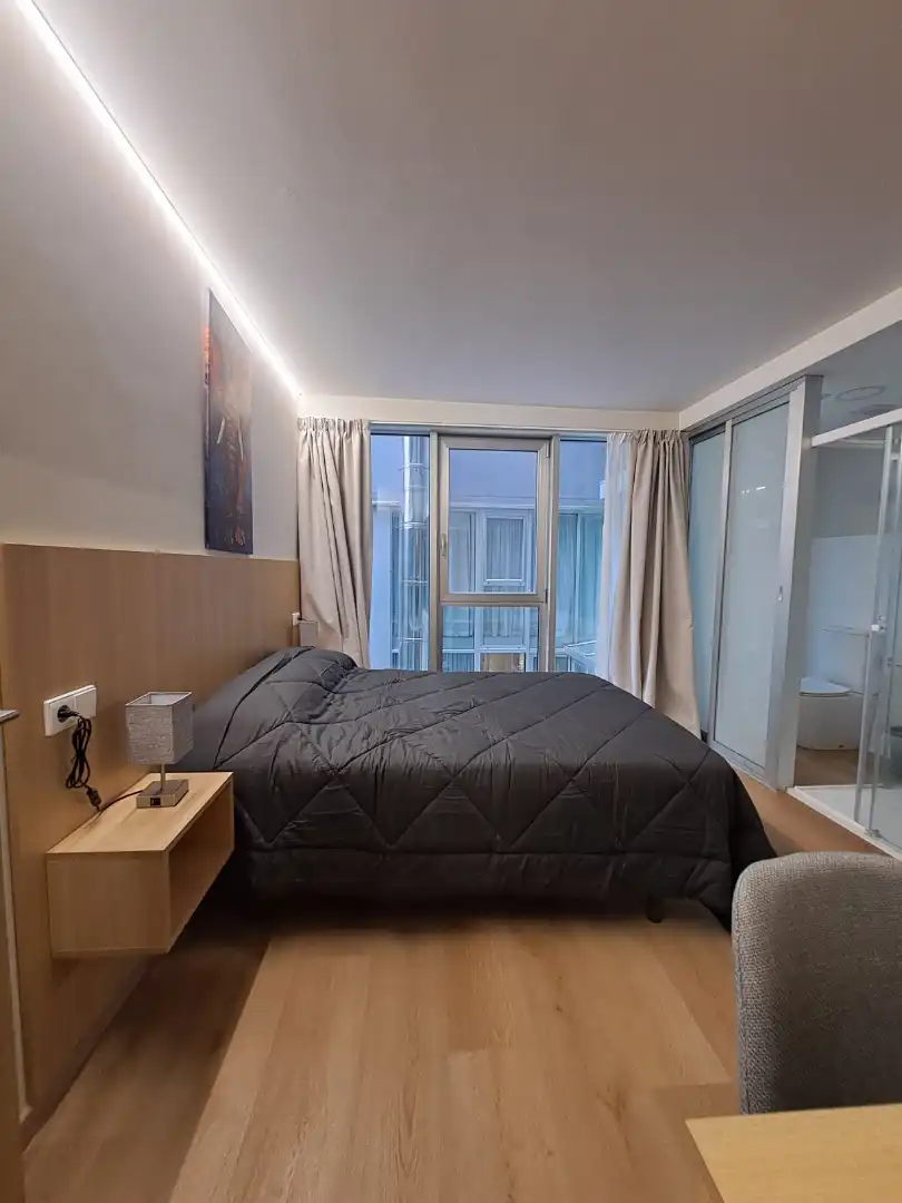 Dormitori de Apartament de lloguer en A Coruña Capital  amb Moblat