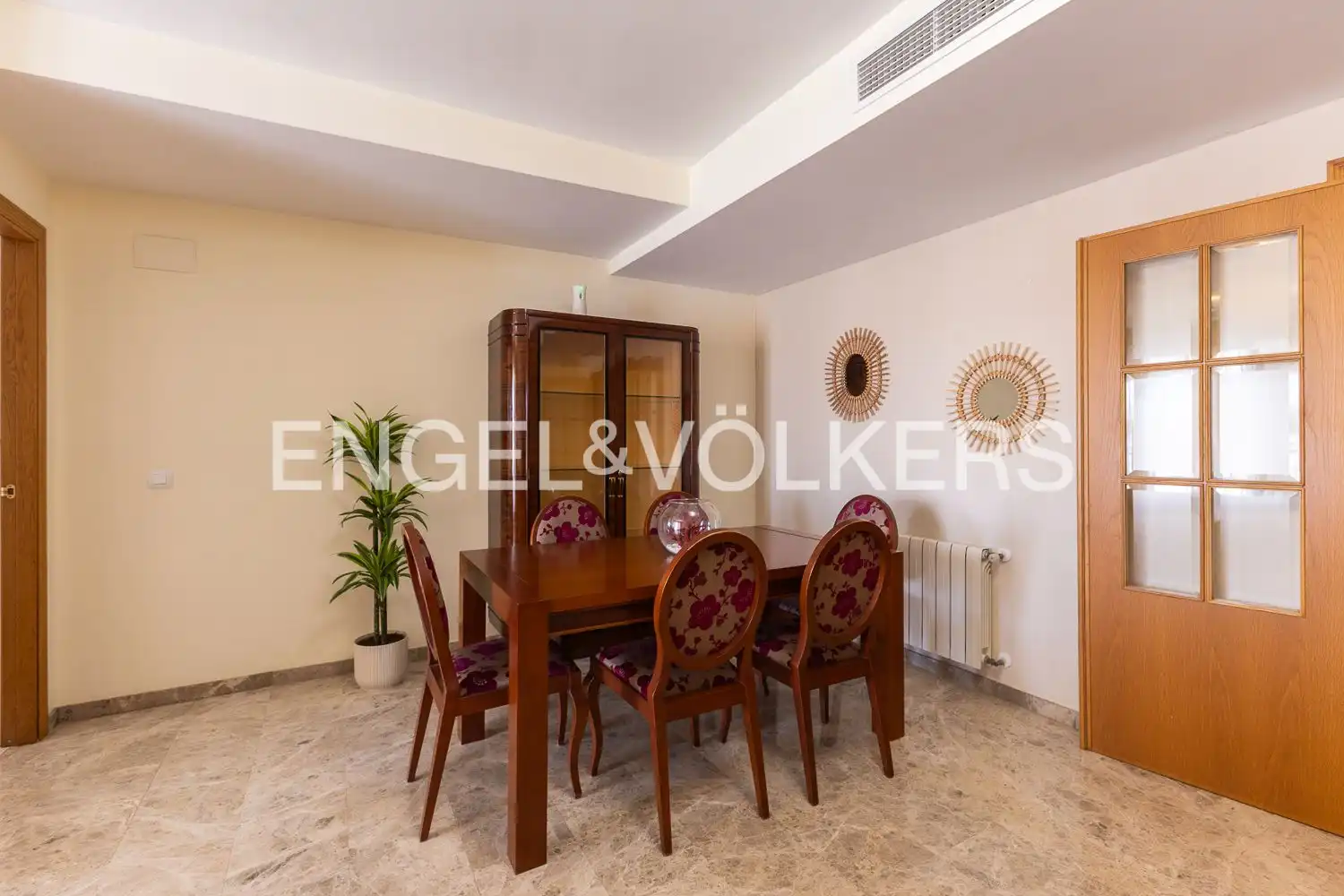 Comedor de Piso en venta en Bétera con Aire acondicionado, Calefacción y Jardín privado