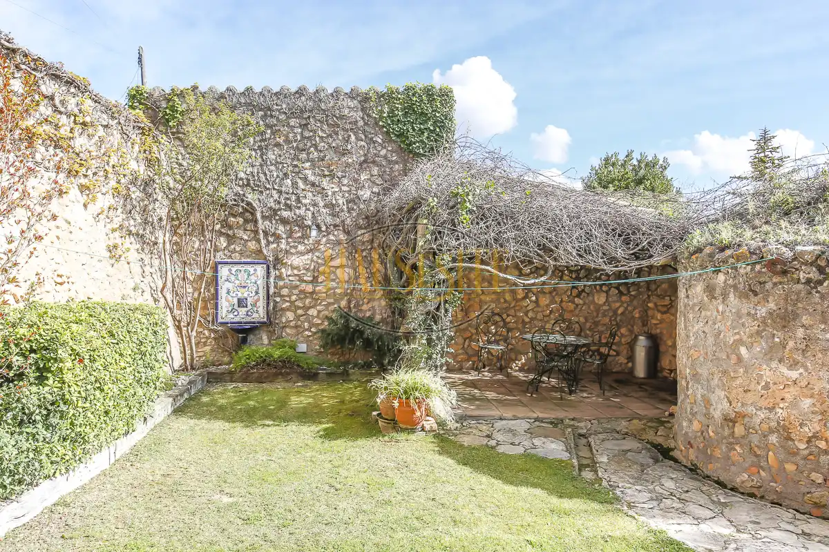Casa rústica amb terrassa en venda a Torrelles de Foix, imagen 51
