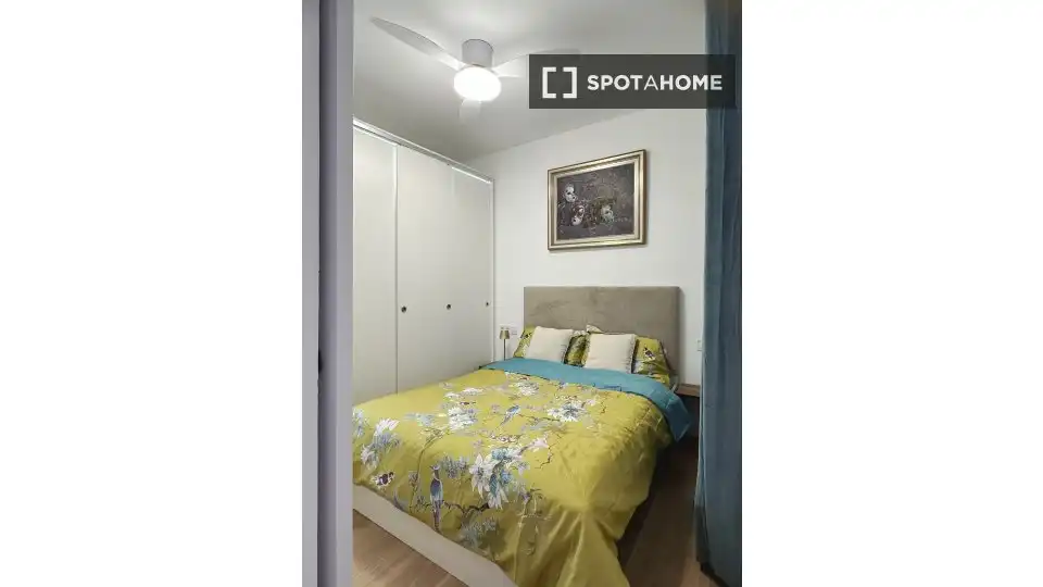 Habitación de Piso de alquiler en Barcelona con Aire acondicionado, Calefacción y Amueblado