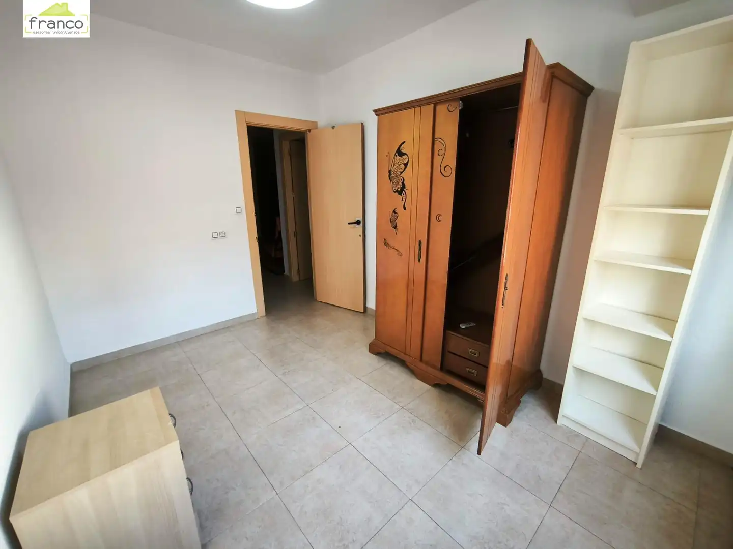 Schlafzimmer von Wohnung zur Miete in Murcia mit Möbliert