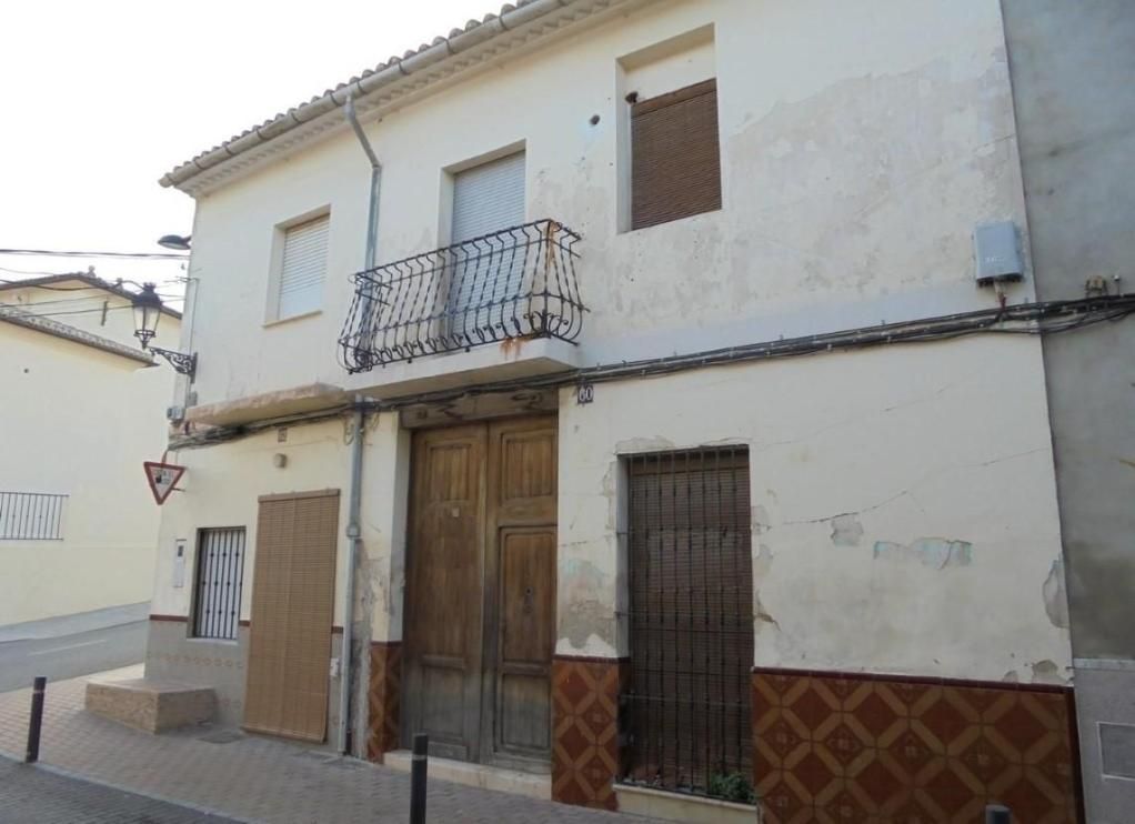 Exterior view of Single-family semi-detached for sale in Llanera de Ranes