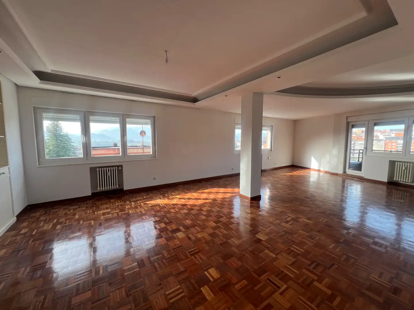 Flat for rent in Avenida De Pedro Masaveu, Auditorio - Seminario - Parque de Invierno