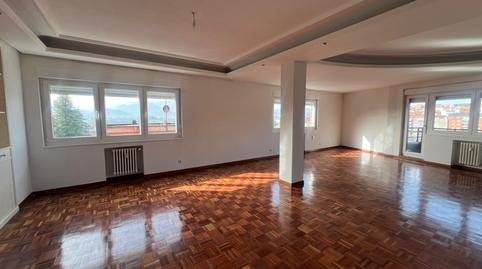 Photo 2 of Flat for rent in Avenida de Pedro Masaveu, 41a, Auditorio - Seminario - Parque de Invierno, Oviedo