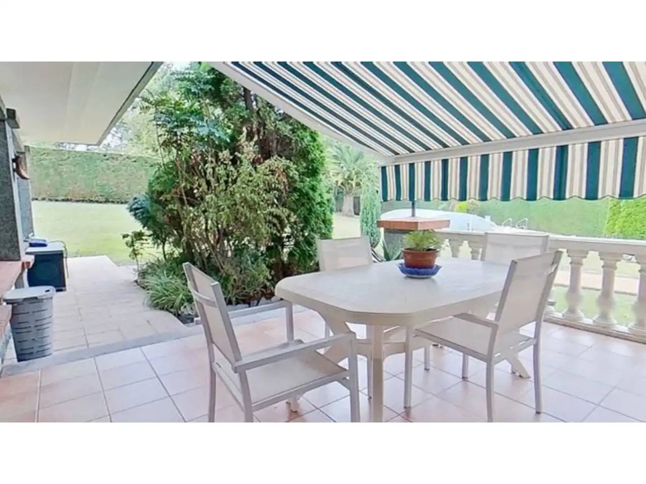 Terrace of Houses for sale in Berango, Bizkaia
