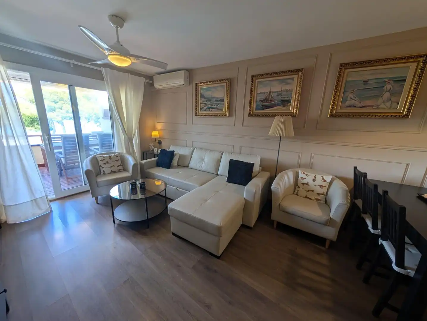 Sala d'estar de Àtic en venda en Alcanar amb Parquet