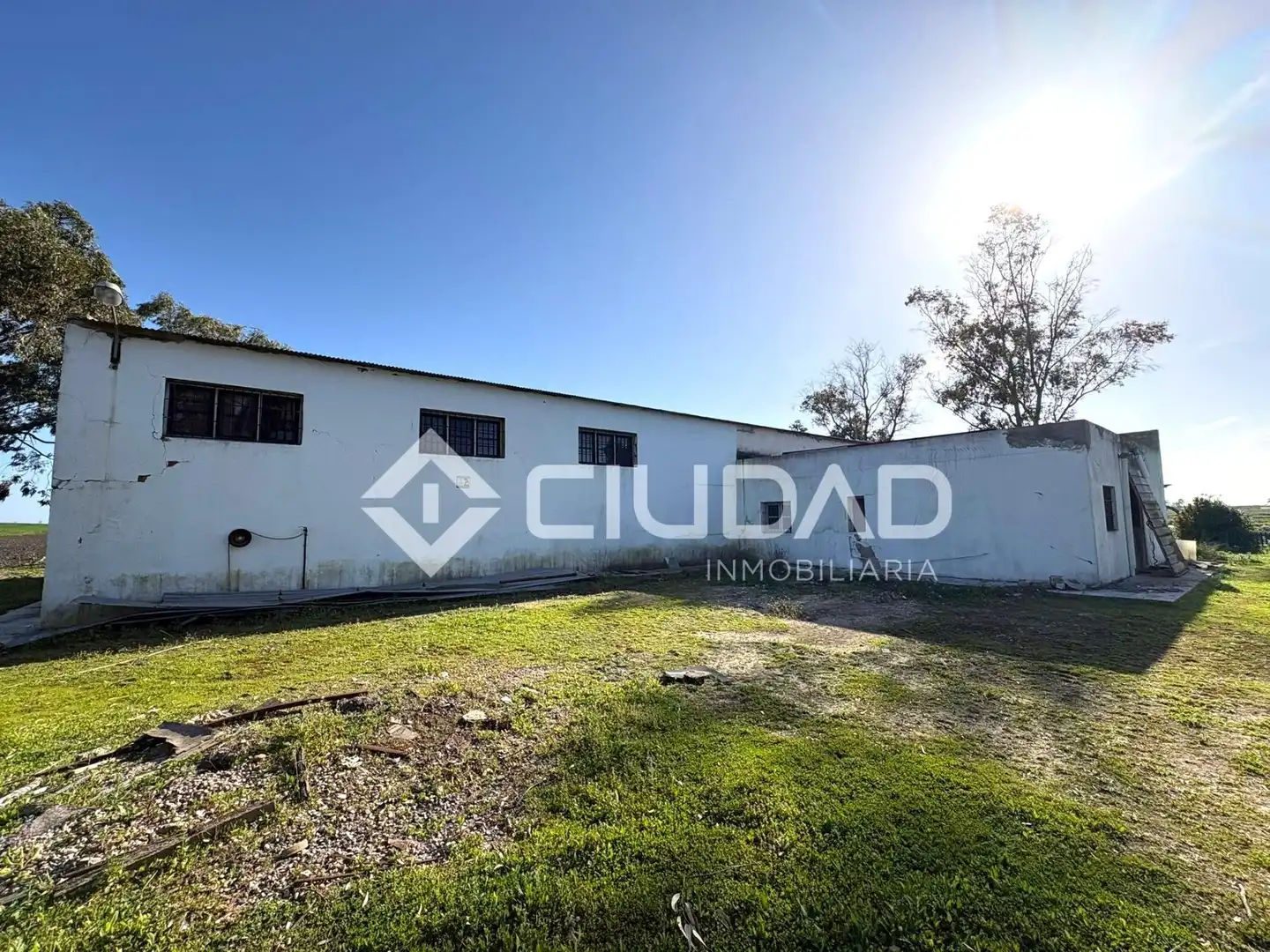 Exterior view of Country homes for sale in Sanlúcar de Barrameda