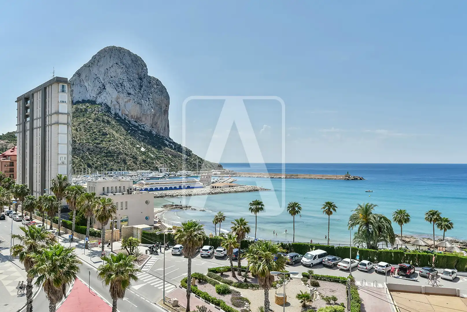 Appartement compact avec piscine à vendre à Playa Arenal - Bol