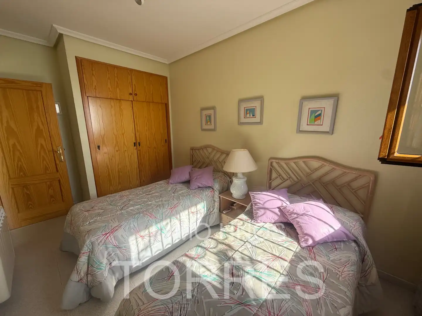 Habitación de Casa adosada en venta en Benicarló con Aire acondicionado, Jardín privado y Terraza