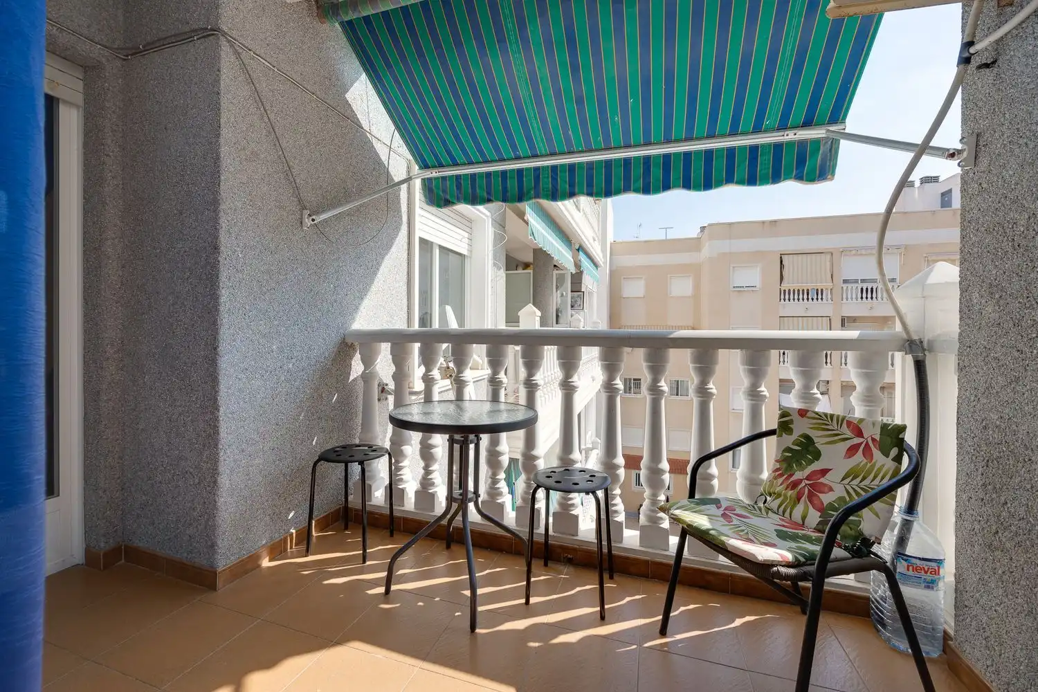 Terraza de Piso en venta en Torrevieja con Aire acondicionado, Terraza y Amueblado