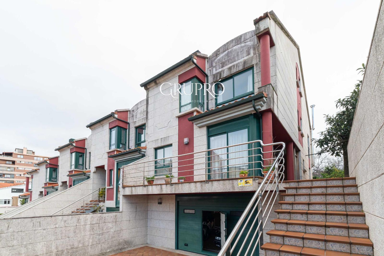 Exterior view of Single-family semi-detached for sale in Vigo   with Heating, Private garden and Parquet flooring