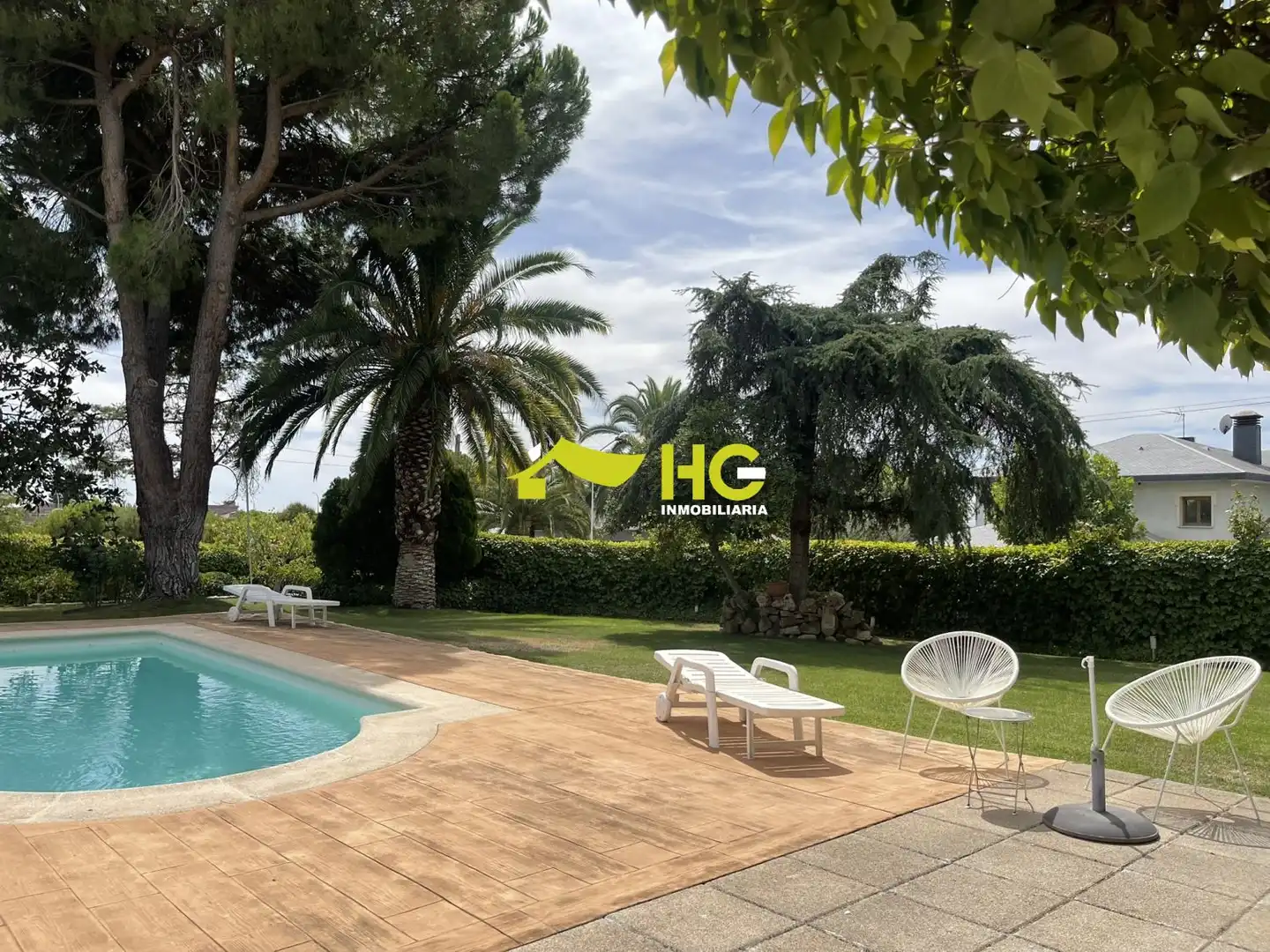 Jardí de Estudi de lloguer en Villaviciosa de Odón amb Aire condicionat, Calefacció i Moblat