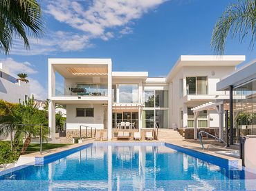 Casa con piscina en venta en Marbella Centro