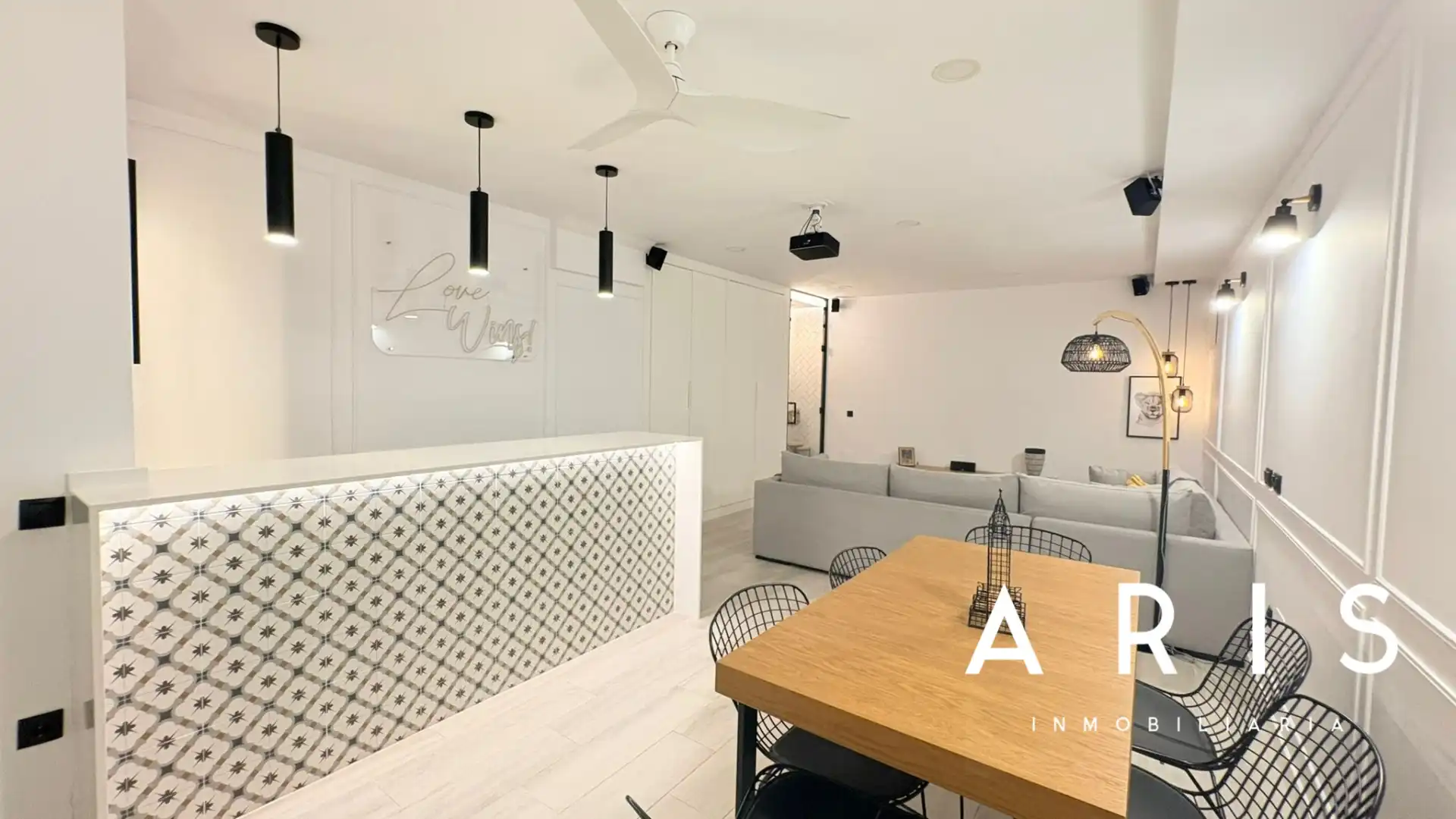 Casa adosada en venta en Alhaurín de la Torre con Aire acondicionado, Jardín privado y Parquet