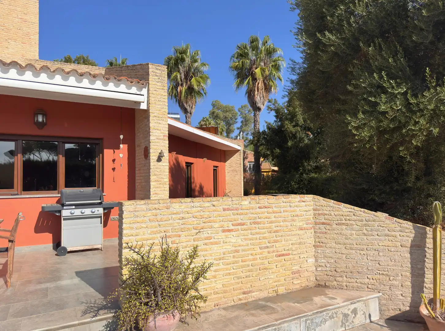 Vista exterior de Casa o chalet en venta en Carmona con Aire acondicionado, Calefacción y Jardín privado