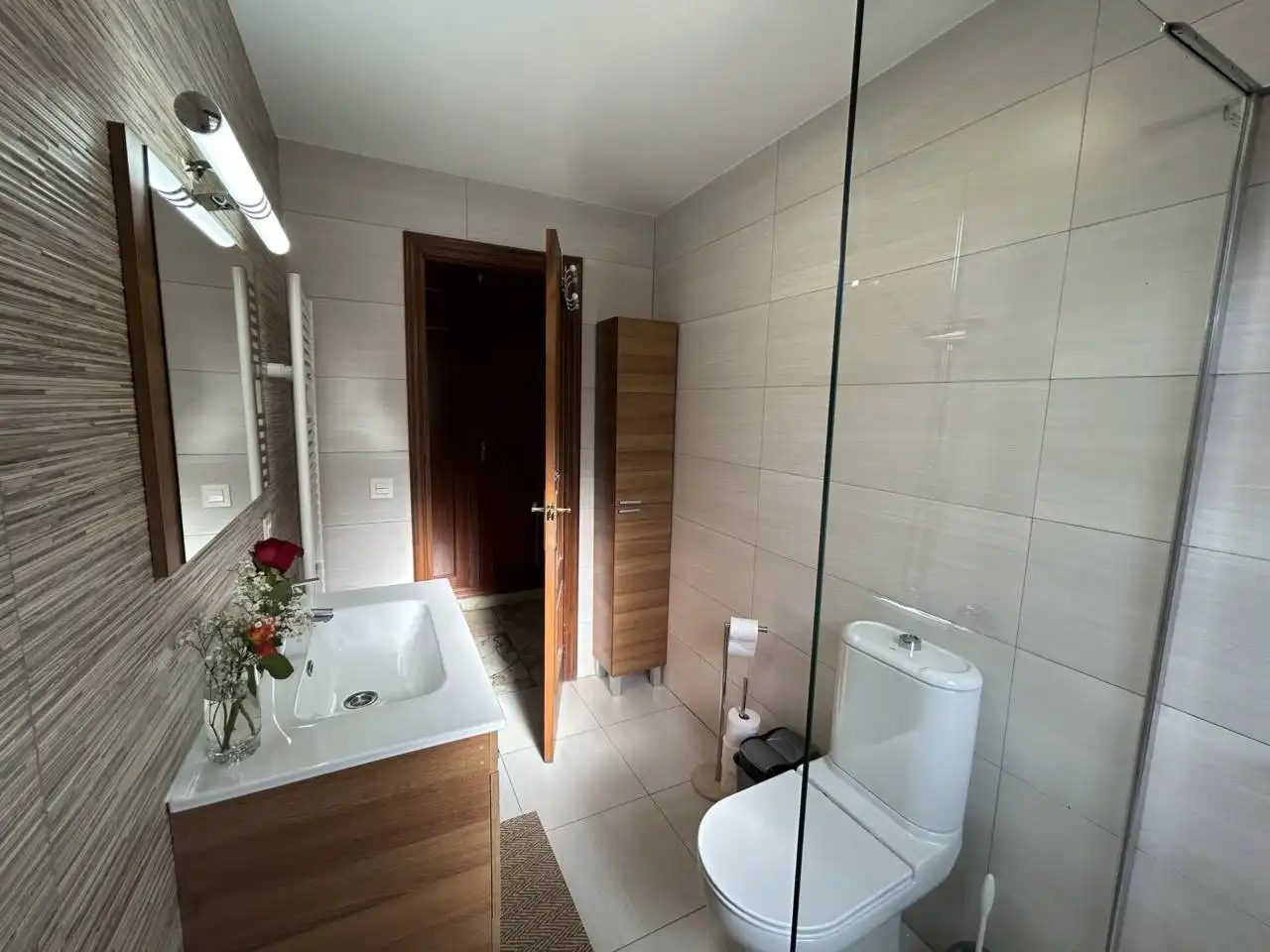 Baño de Casa o chalet en venta en Castrillo del Val con Calefacción, Jardín privado y Terraza
