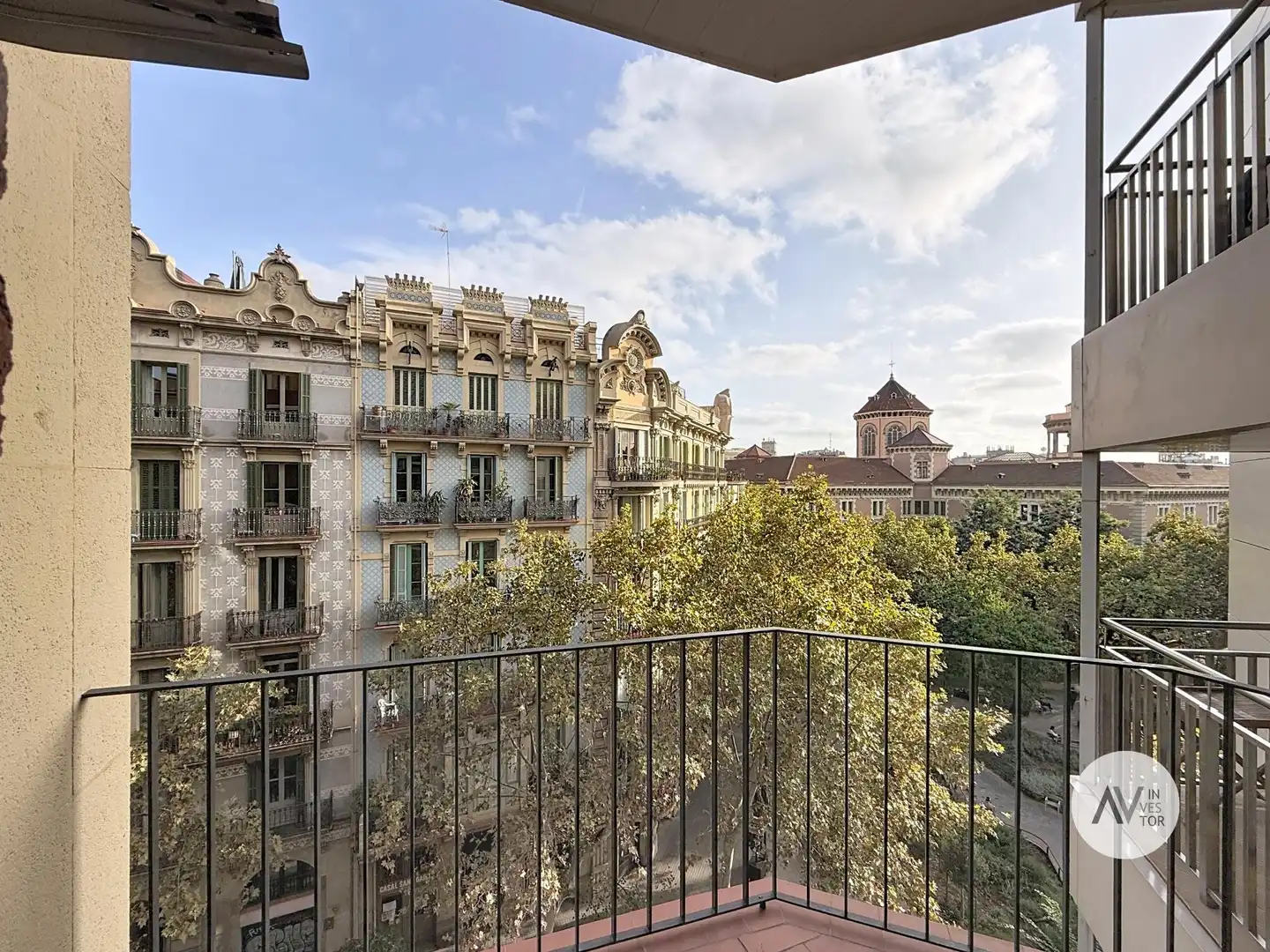 Vista exterior de Pis en venda en Barcelona amb Aire condicionat, Calefacció i Terrassa