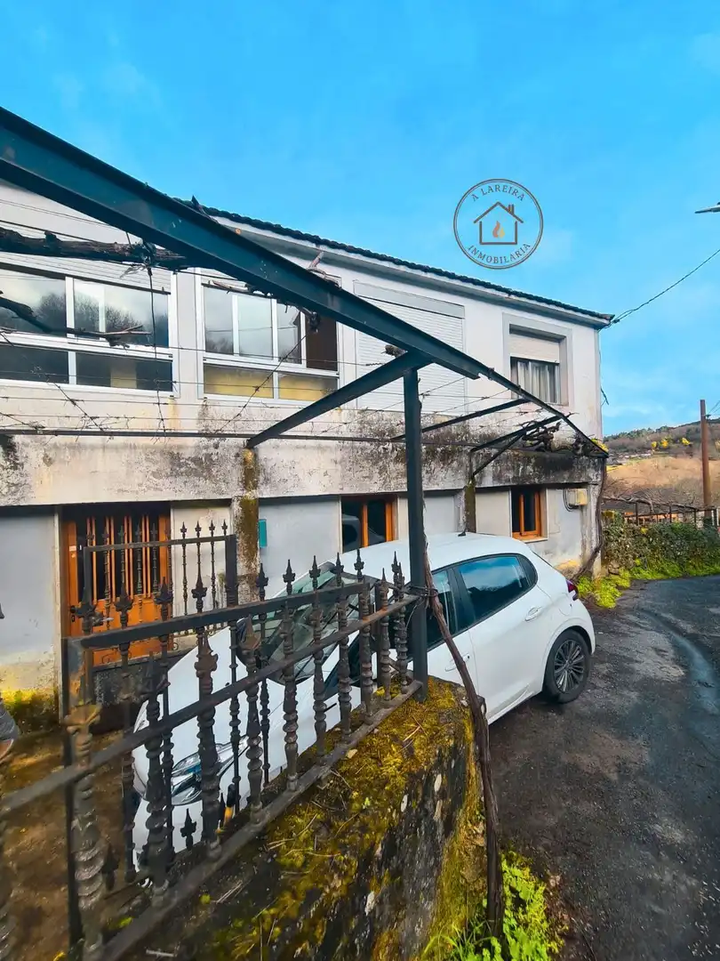 Vista exterior de Casa o chalet en venta en Lobeira con Jardín privado