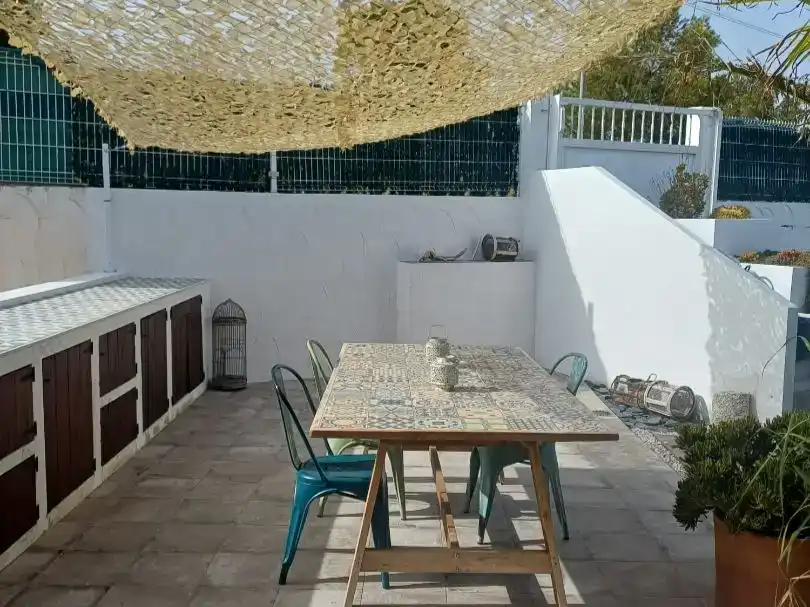 Terrasse von Einfamilien-Reihenhaus zum Verkauf in Polop mit Klimaanlage
