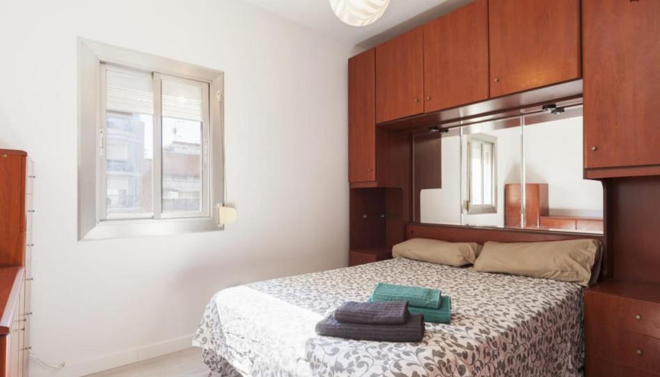 Foto 1 de Apartament de lloguer a Collblanc, Barcelona