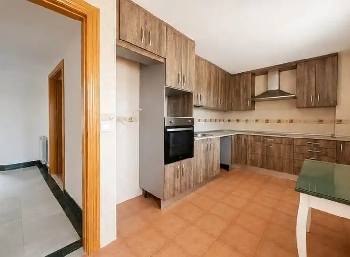 Küche von Einfamilien-Reihenhaus zum Verkauf in Las Gabias