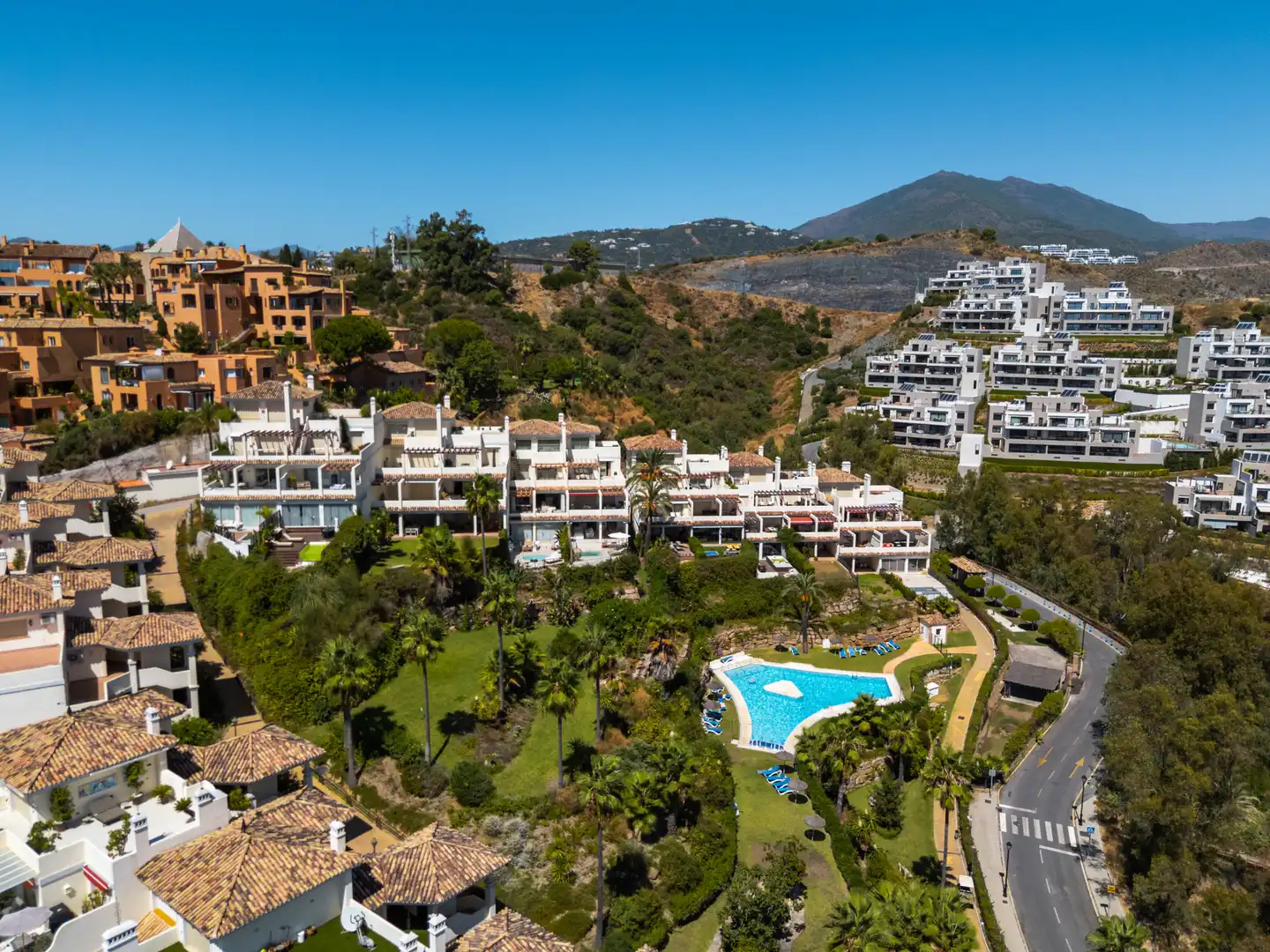 Apartament amb piscina en venda a Nueva Andalucía, imagen 26