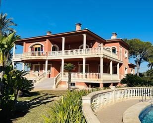 Vista exterior de Casa o xalet en venda en Elche / Elx amb Aire condicionat, Calefacció i Jardí privat