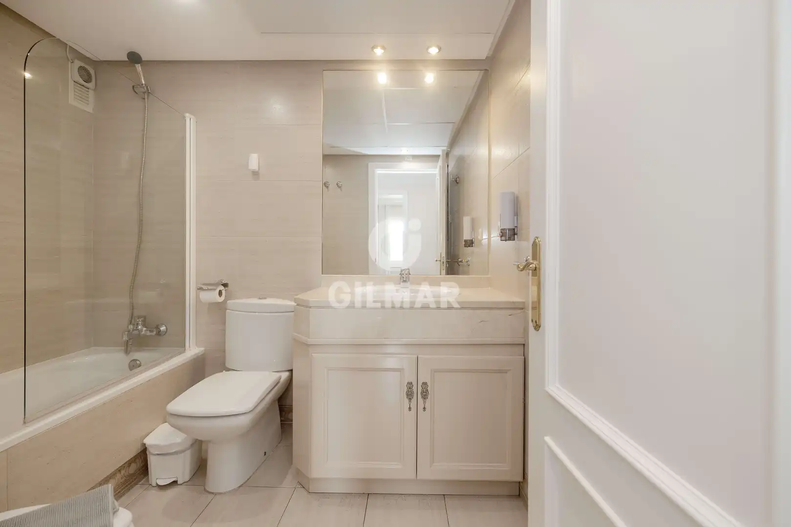 Apartament amb terrassa en venda a Nueva Andalucía, imagen 25
