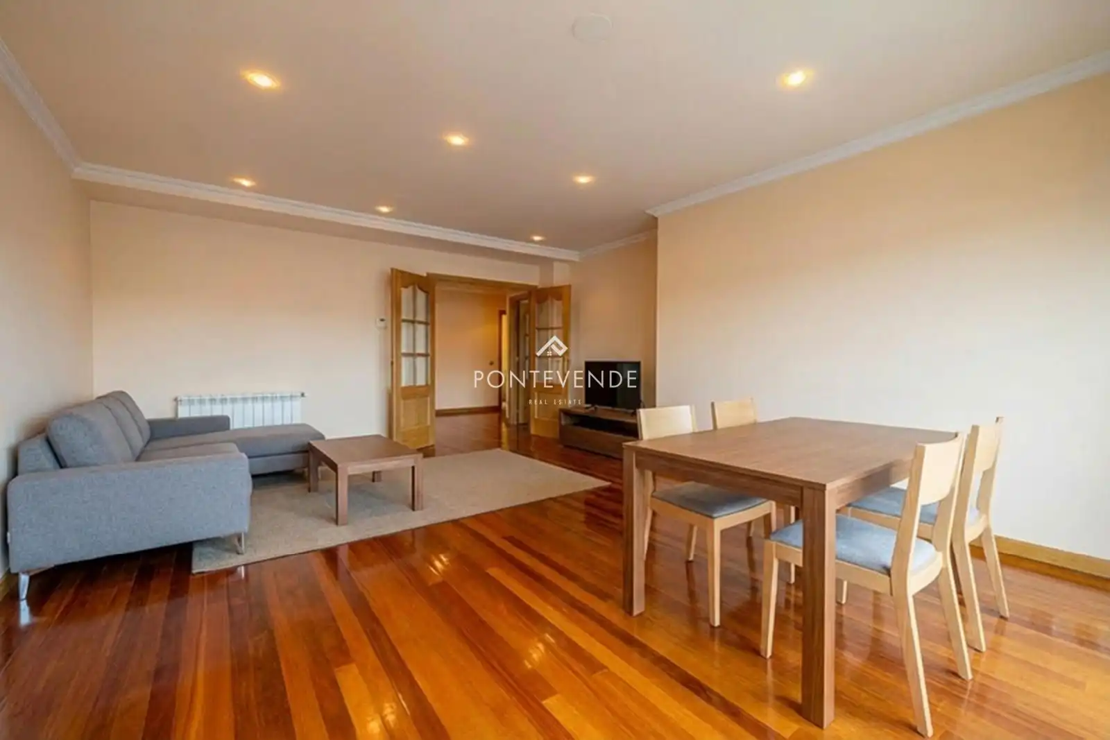 Appartamento con ascensore in vendita a AVENIDA DE OURENSE, 41, imagen 3