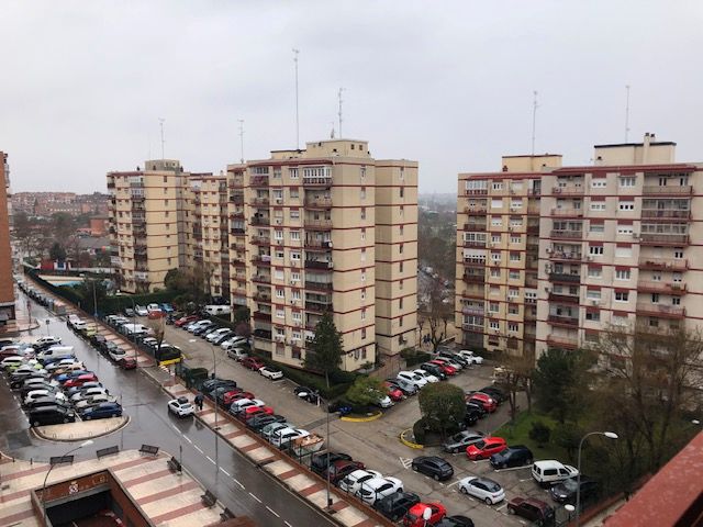 Exterior view of Flat for sale in Alcorcón  with Air Conditioner, Heating and Private garden