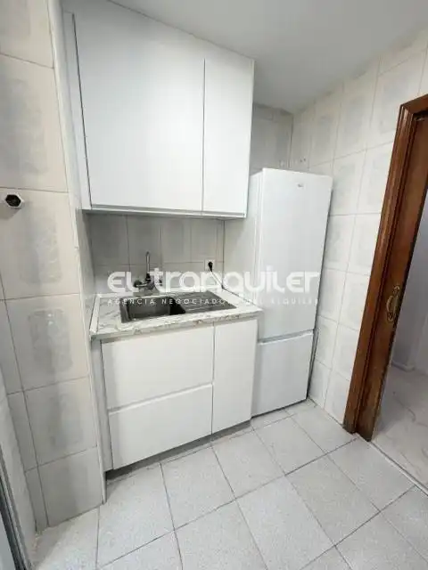 Cocina de Piso de alquiler en Móstoles con Aire acondicionado, Trastero y Amueblado