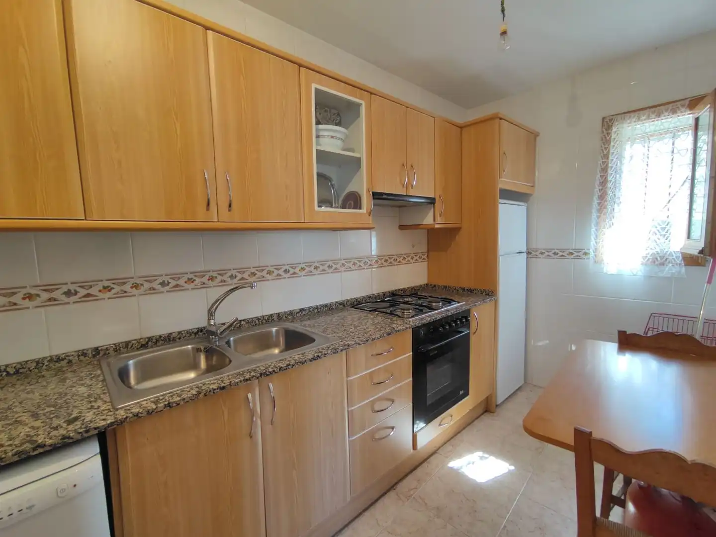 Cocina de Dúplex en venta en San Juan de Plan con Calefacción