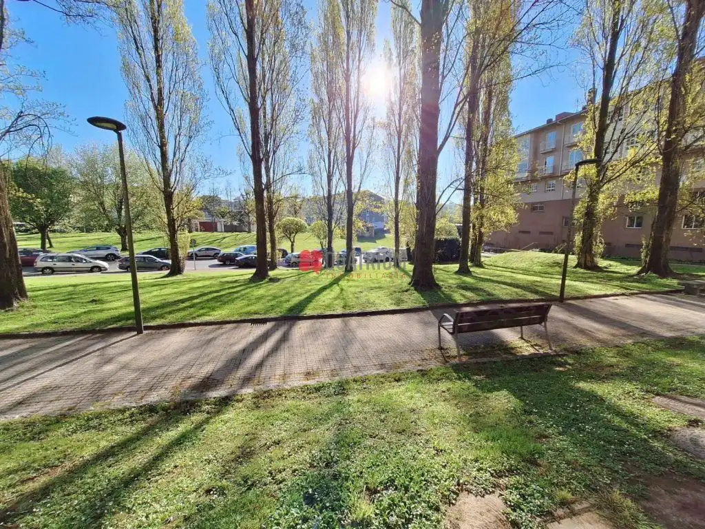 Dúplex de alquiler en Rúa De Bernardo Barreiro De Vázquez Varela, Ensanche - Sar