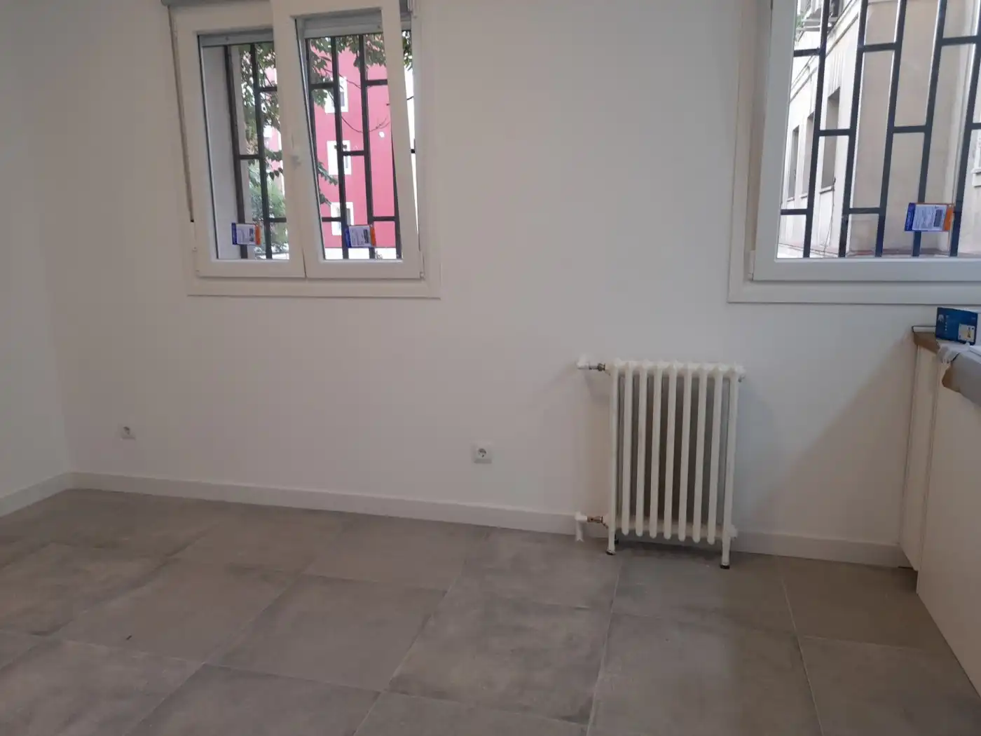 Bedroom of Flat for rent in Madrid  with Heating