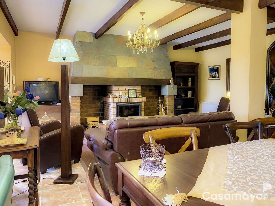 Living room of House or chalet for sale in Aigües  with Air Conditioner, Heating and Private garden