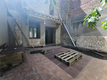 Adosado con balcón en venta en Castelldans