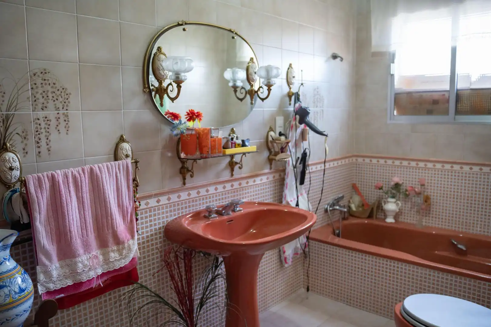 Bathroom of Houses for sale in Gines  with Air Conditioner, Heating and Private garden