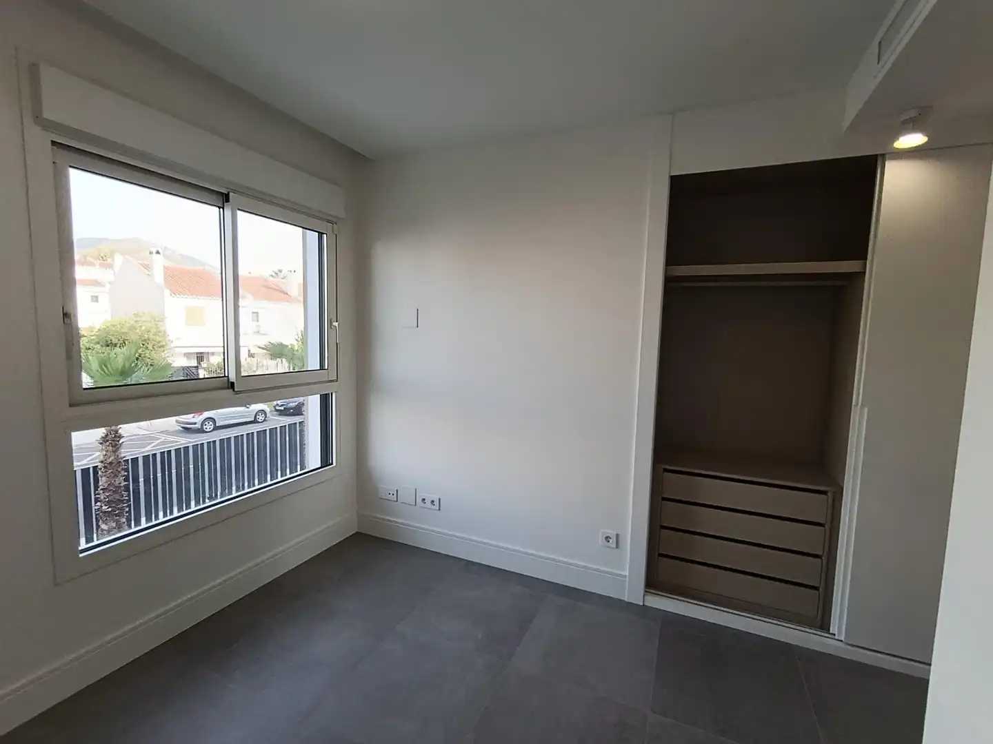 Bedroom of Flat for rent in Torremolinos  with Air Conditioner, Heating and Private garden