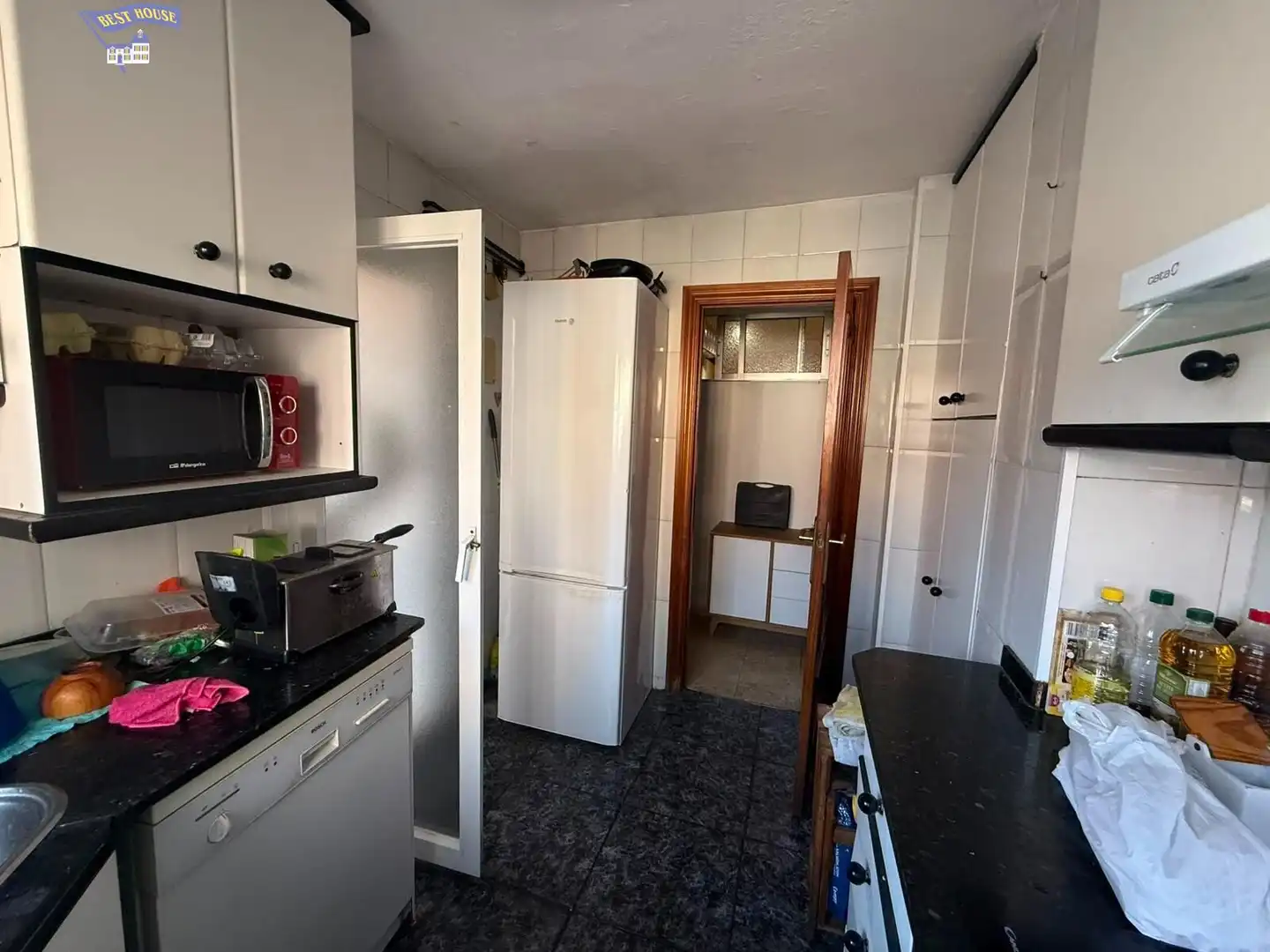 Cuina de Pis en venda en Rubí amb Calefacció, Terrassa i Balcó