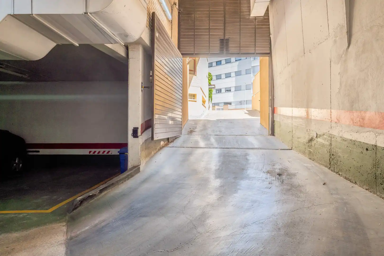 Parking of Duplexes for sale in Zaragoza  with Air Conditioner, Heating and Private garden