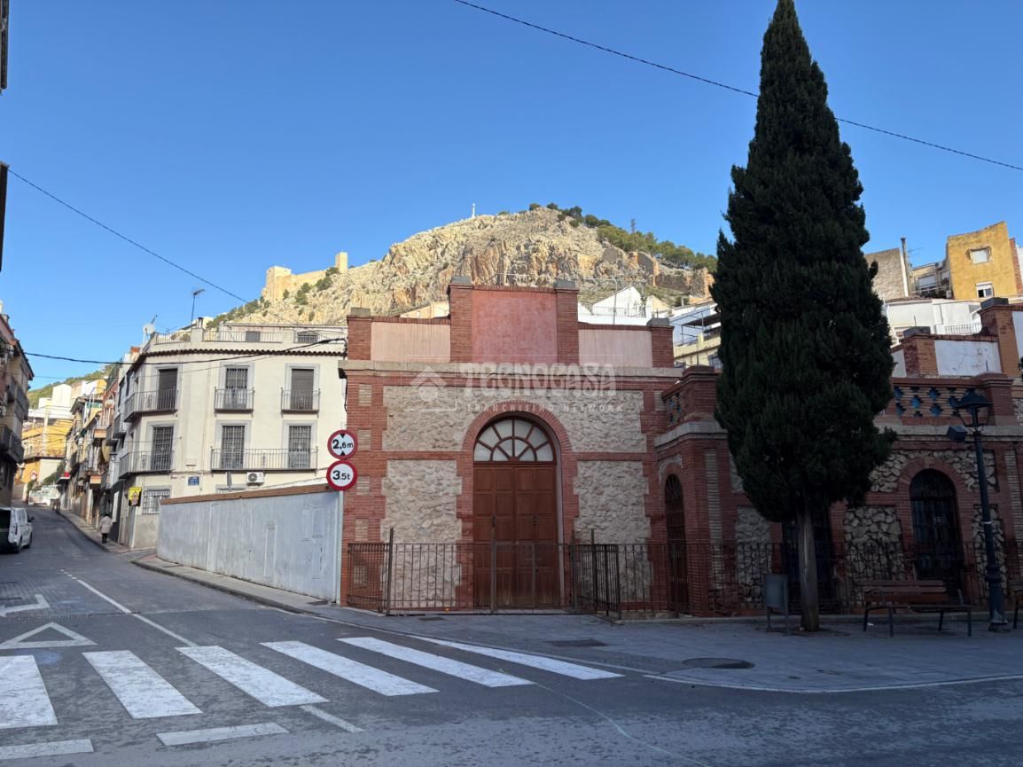 Vista exterior de Piso en venta en  Jaén Capital con Aire acondicionado y Trastero