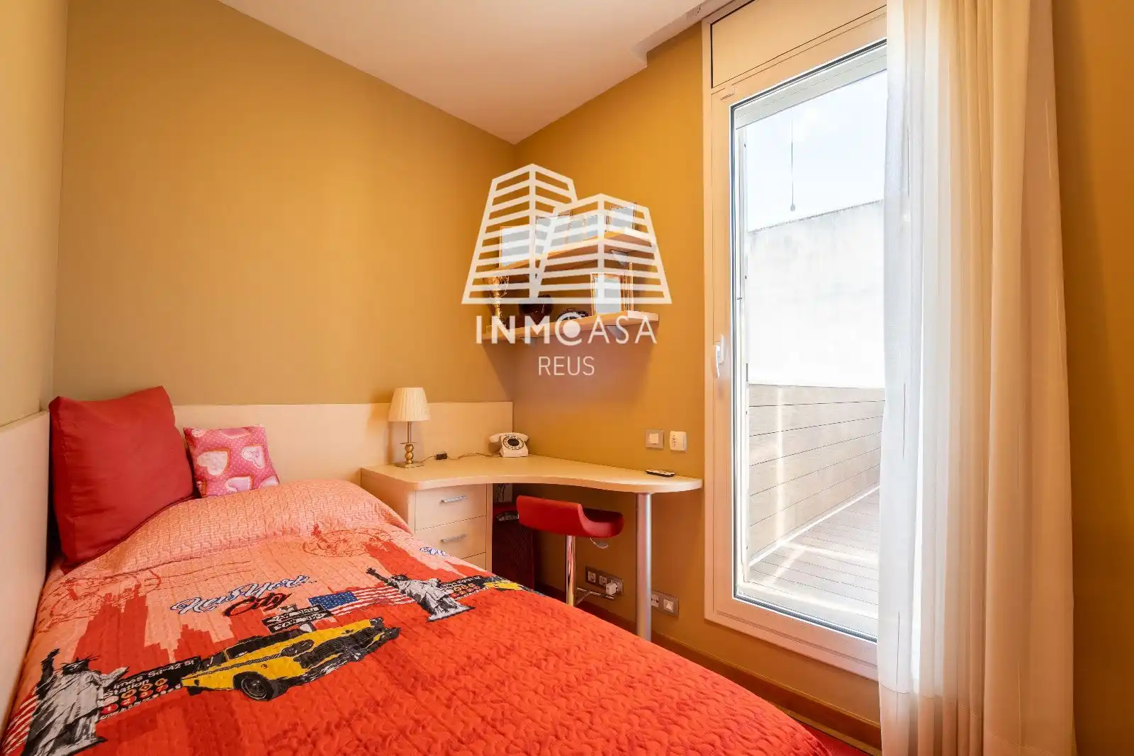 Bedroom of Duplexes for sale in Reus  with Air Conditioner, Terrace and Swimming Pool