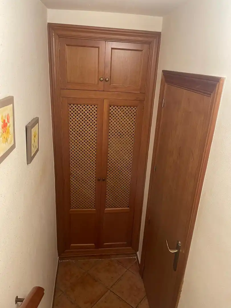 Dormitori de Casa adosada en venda en Elche / Elx amb Aire condicionat, Calefacció i Jardí privat