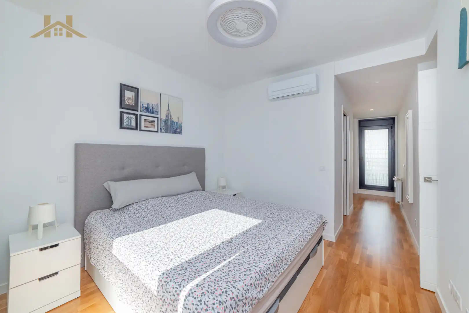 Habitación de Casa adosada en venta en Valdemoro con Aire acondicionado, Calefacción y Jardín privado