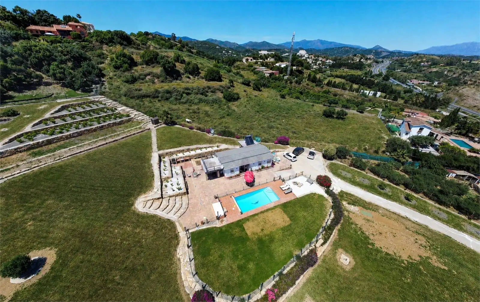 Chalet con terraza en venta en Estepona Pueblo
