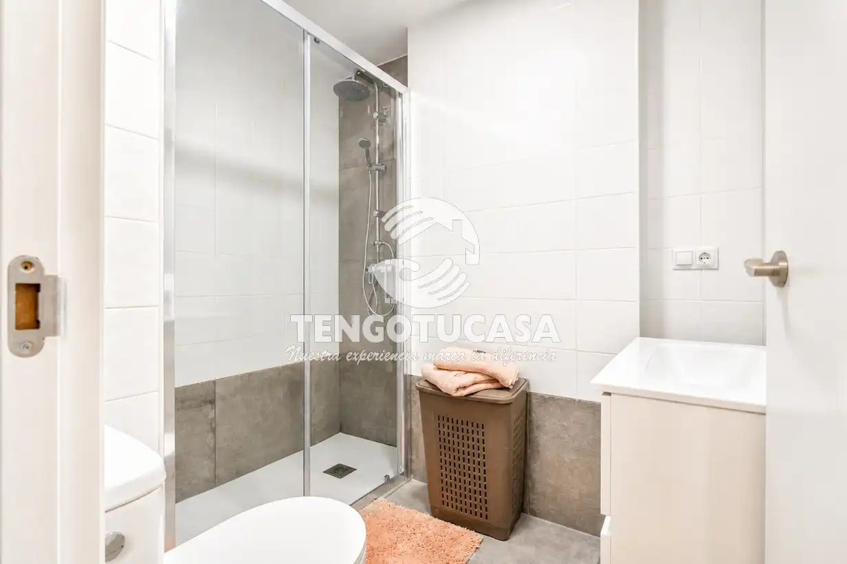Baño de Piso en venta en Pinto con Aire acondicionado, Calefacción y Parquet