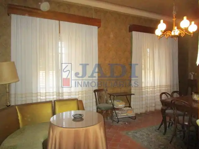 Sala d'estar de Casa o xalet en venda en Santa Cruz de Mudela amb Terrassa i Traster